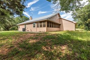 420 Private Road 1400 E - Photo 17