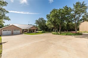 420 Private Road 1400 E - Photo 18