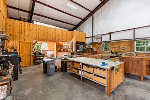 420 Private Road 1400 E - Photo 36