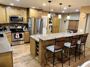 203 Jane Street - Photo 2