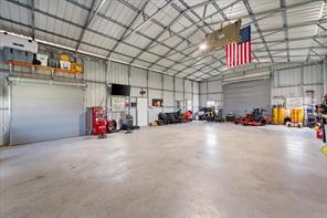 381 County Road 3050 - Photo 32