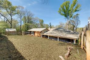1112 Swanson Drive - Photo 32