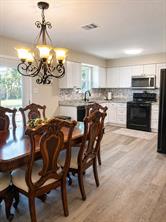 104 Cedar Creek Drive - Photo 5