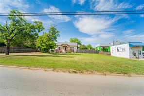 1404 W Walker Street - Photo 3