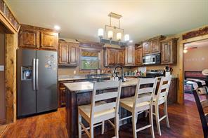 285 5th Street NE - Photo 8
