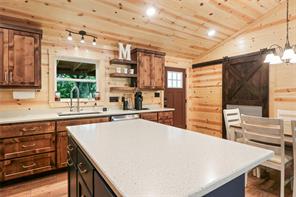 351 Private Road 6294 - Photo 11