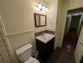 3223 Travis Street - Photo 14
