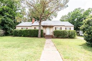 706 E Highway 82