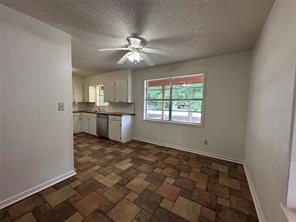 303 N Victor Street - Photo 5