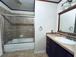 303 N Victor Street - Photo 6
