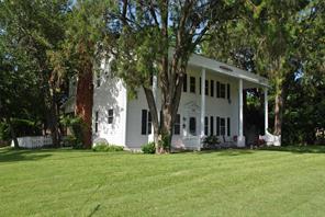 700 W Wrights Avenue - Photo 2