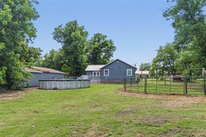 304 N Victor Street - Photo 17