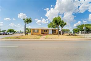 514 W Walker Street - Photo 22