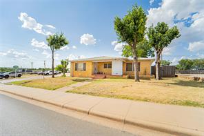 514 W Walker Street - Photo 23