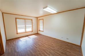 514 W Walker Street - Photo 3