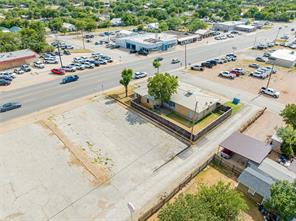 514 W Walker Street - Photo 33