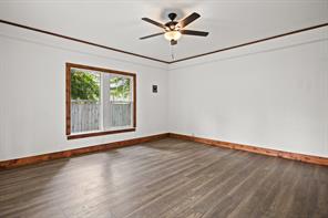207 W 3rd Street - Photo 14