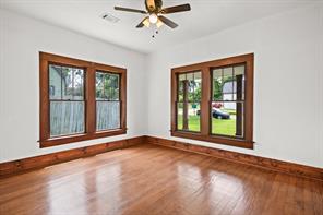 207 W 3rd Street - Photo 22
