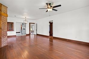 207 W 3rd Street - Photo 6