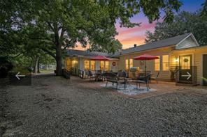 1505 Bonham Street - Photo 2