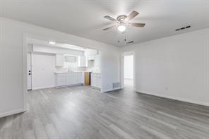 12900 Quail Drive - Photo 4