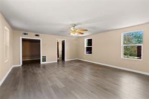 708 E COMMERCE - Photo 27
