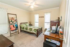 517 E Locust Street - Photo 20