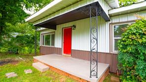 401 W Carolina Street - Photo 2