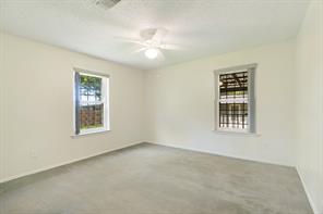 602 S Hall Street - Photo 12