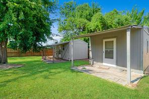 602 S Hall Street - Photo 21