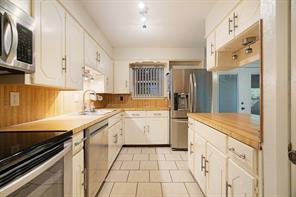 602 S Hall Street - Photo 9