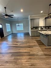 706 E Palestine Street - Photo 6