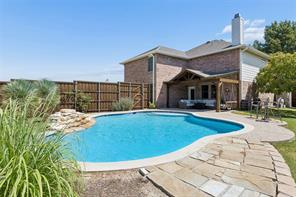 2903 Meadow Bluff Drive - Photo 2