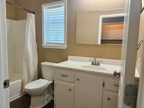 203 Avenue C - Photo 14