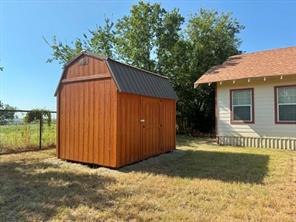 203 Avenue C - Photo 23