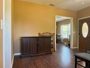 203 Avenue C - Photo 6