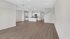 201 Brooks Street - Photo 29