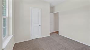 201 Brooks Street - Photo 9