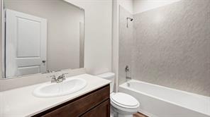 197 Brooks Street - Photo 5