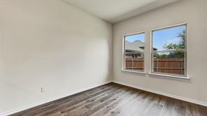 197 Brooks Street - Photo 8