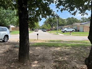 3221 Forestdale Lane - Photo 8