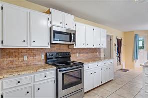 3016 County Road 4405 - Photo 13