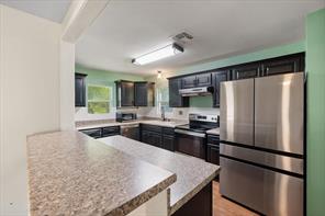 807 E Tyler Street - Photo 12