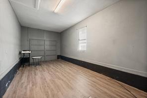 807 E Tyler Street - Photo 18