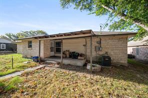 807 E Tyler Street - Photo 28