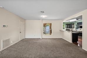 807 E Tyler Street - Photo 7