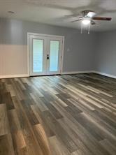 603 W 11th Street - Photo 12