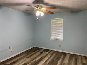 603 W 11th Street - Photo 22