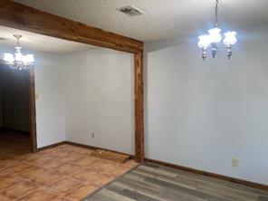 603 W 11th Street - Photo 4