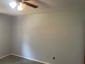 603 W 11th Street - Photo 7